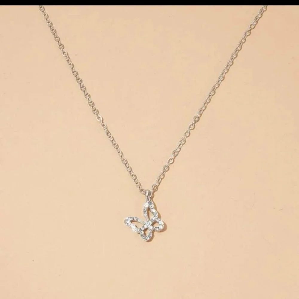 Rhinestone Butterfly Charm Necklace Silver For Women Wedding Party - Picture 2 of 4